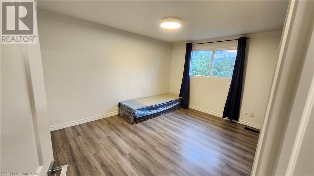 521 Parkview Crescent, Cambridge, Ontario  N3H 4Z9 - Photo 12 - 40649580