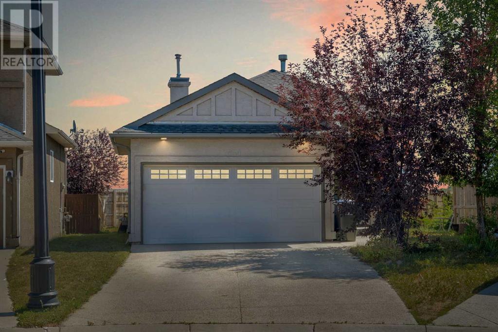 539 East Lakeview Place, chestermere, Alberta