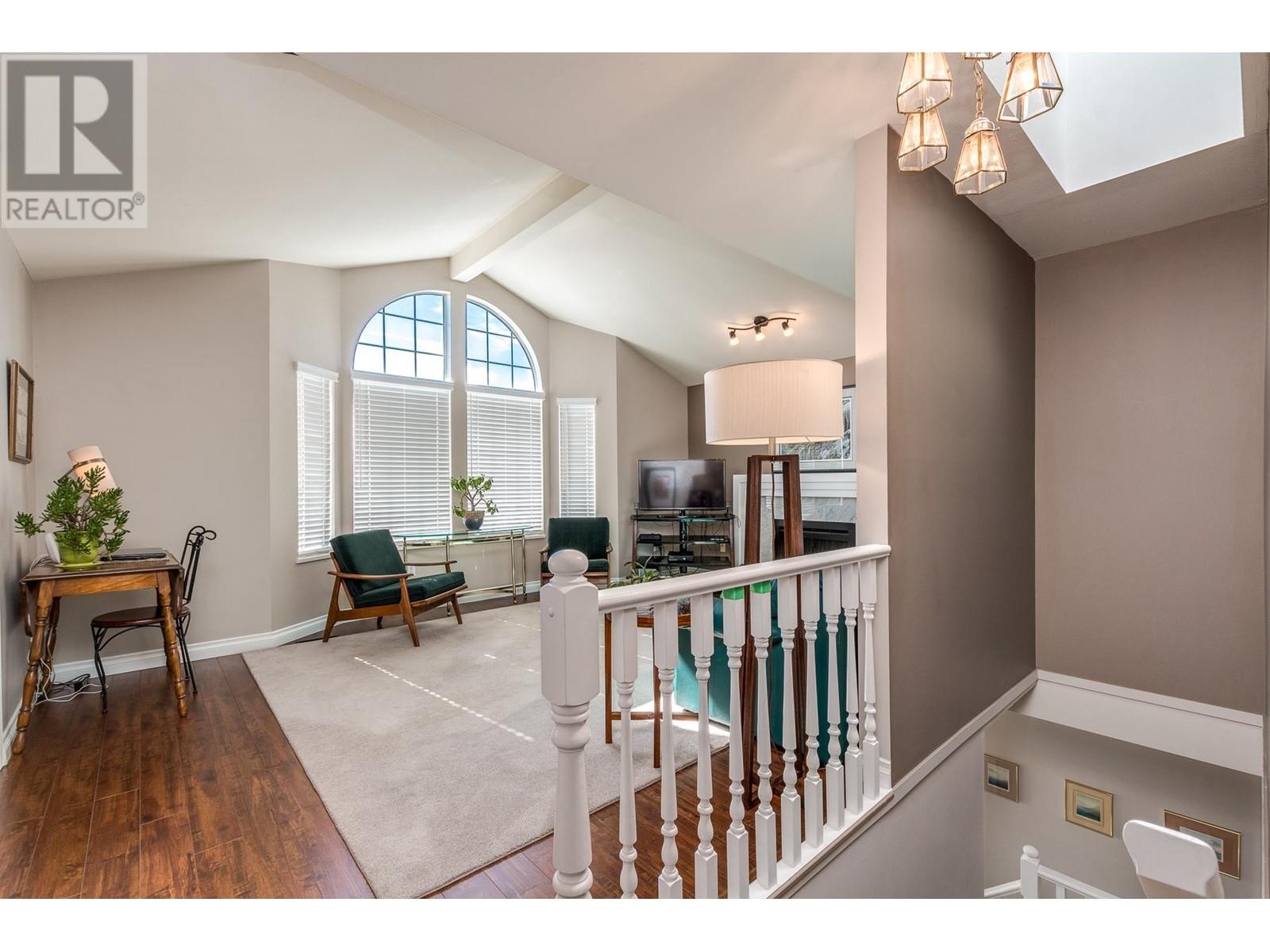 631 Swanson Place, Port Coquitlam, British Columbia  V3B 7M2 - Photo 4 - R2929740