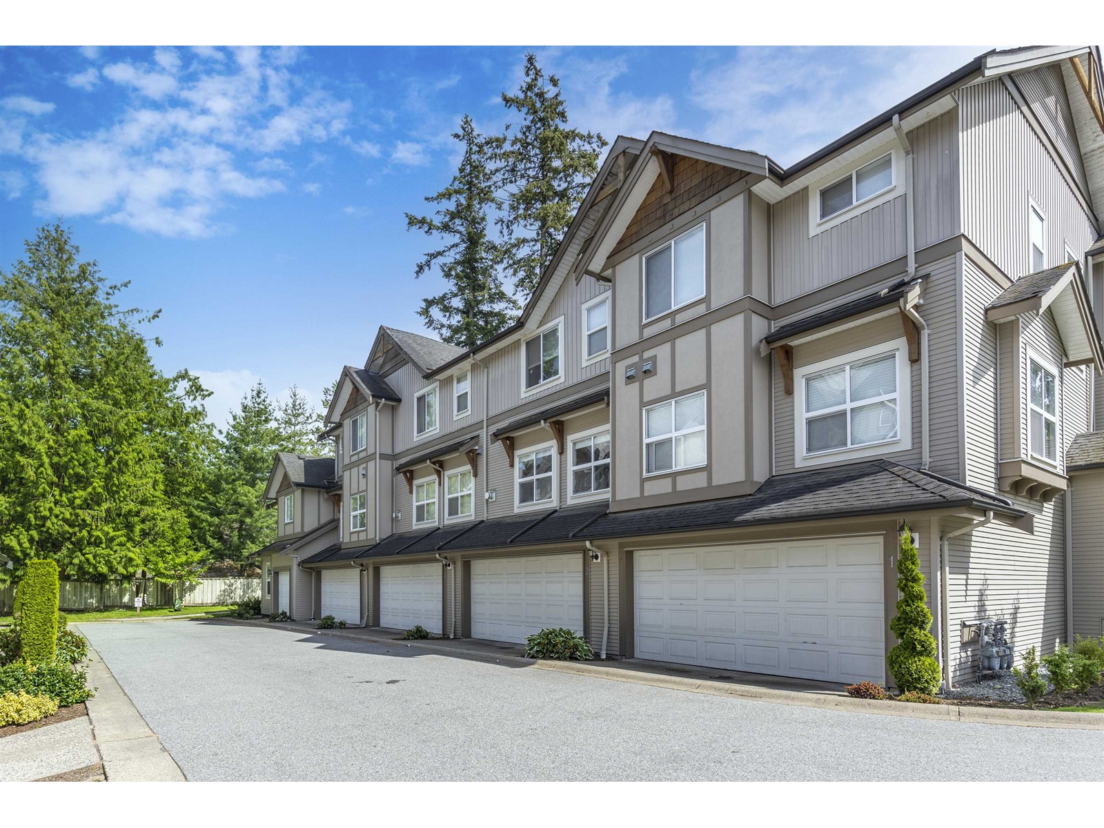 Property at 3 12677 63 AVENUE image 1