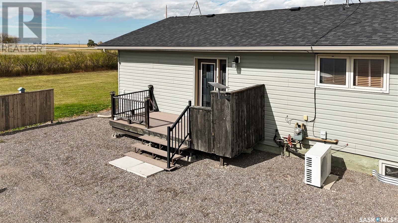 Harlos Acreage, Moose Jaw Rm No. 161, Saskatchewan  S6H 4R3 - Photo 45 - SK984345