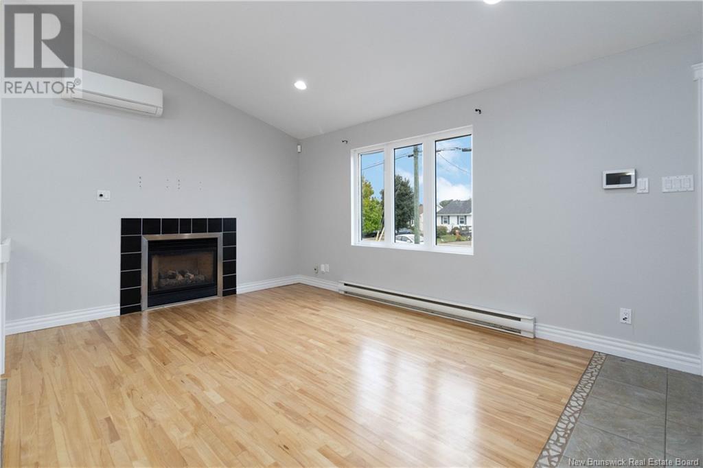 Property at 416 louis Street image 5