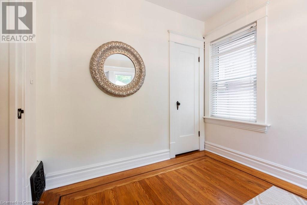 116 Victoria Street, Dundas, Ontario L9H 2C3 - Photo 9 - 40652214