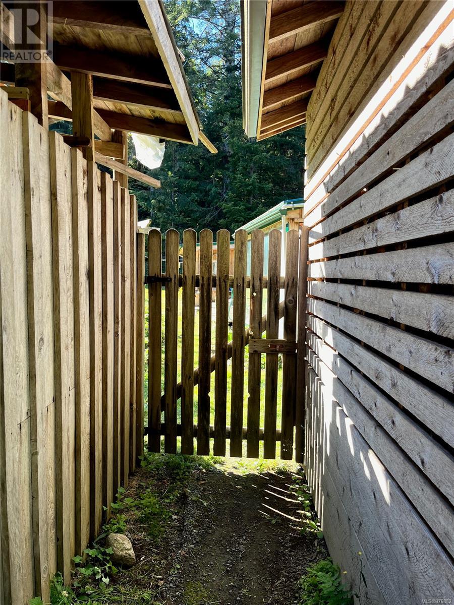 323 Sawmill Rd, Whaletown, British Columbia  V0P 1Z0 - Photo 24 - 976882