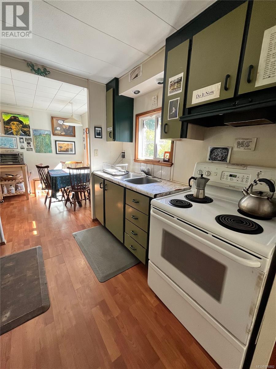 323 Sawmill Rd, Whaletown, British Columbia  V0P 1Z0 - Photo 5 - 976882