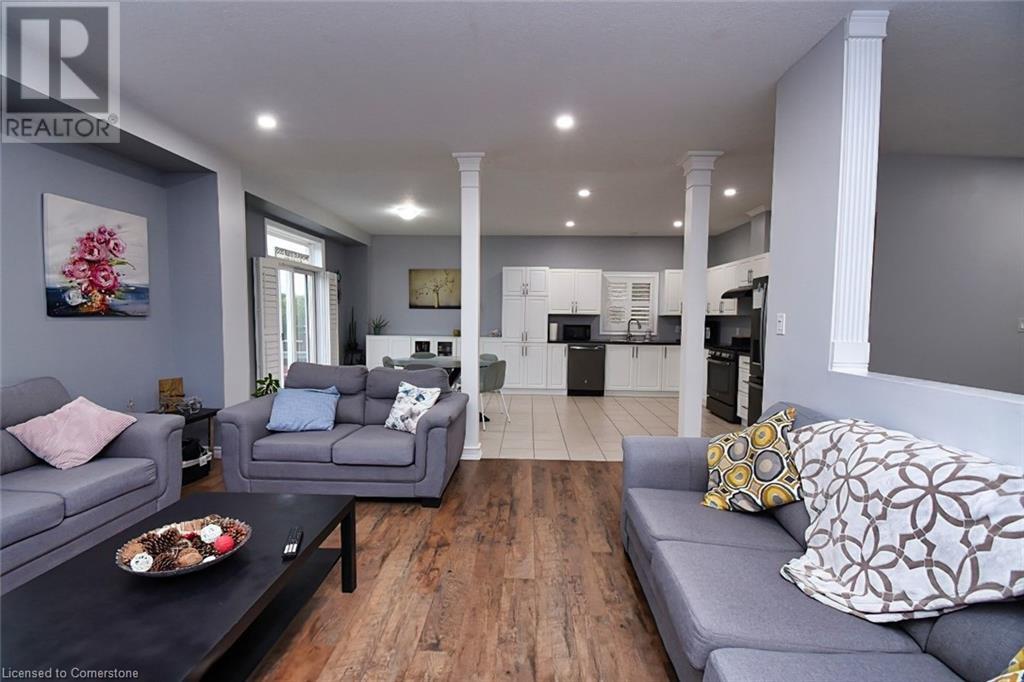 79 Aquasanta Crescent, Hamilton, Ontario  L9B 0H8 - Photo 15 - 40653291