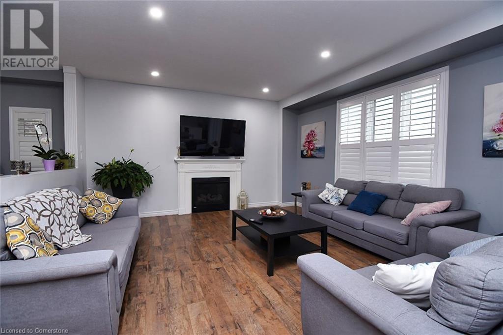 79 Aquasanta Crescent, Hamilton, Ontario  L9B 0H8 - Photo 16 - 40653291