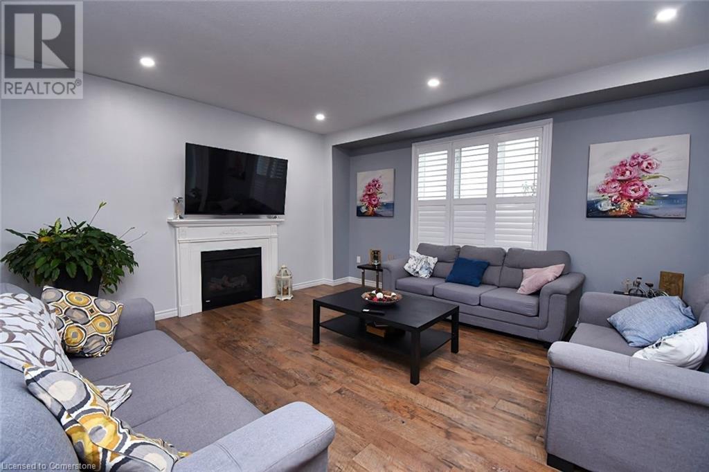 79 Aquasanta Crescent, Hamilton, Ontario  L9B 0H8 - Photo 18 - 40653291