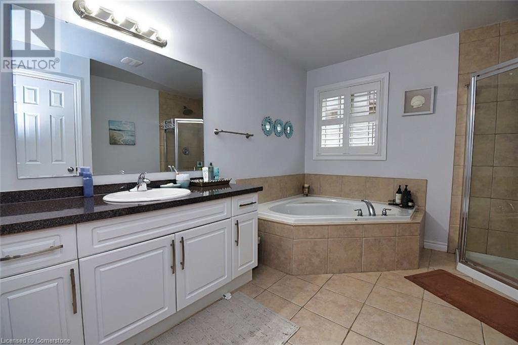 79 Aquasanta Crescent, Hamilton, Ontario  L9B 0H8 - Photo 26 - 40653291