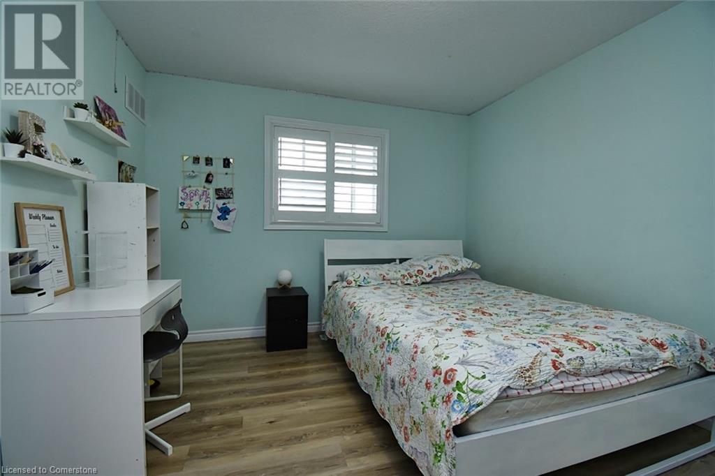 79 Aquasanta Crescent, Hamilton, Ontario  L9B 0H8 - Photo 27 - 40653291