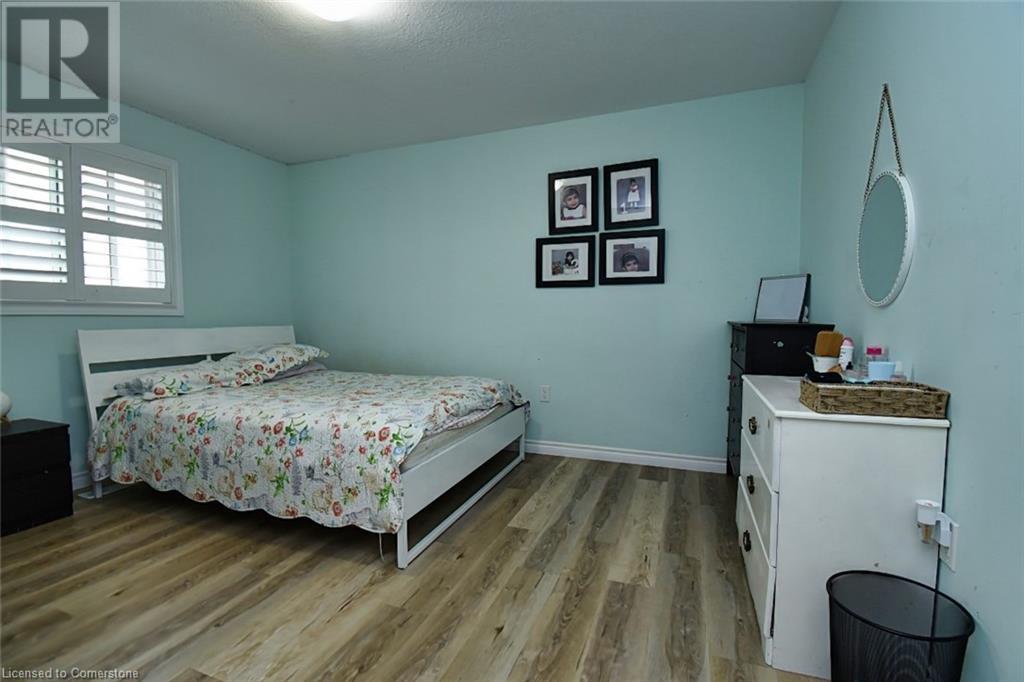 79 Aquasanta Crescent, Hamilton, Ontario  L9B 0H8 - Photo 28 - 40653291