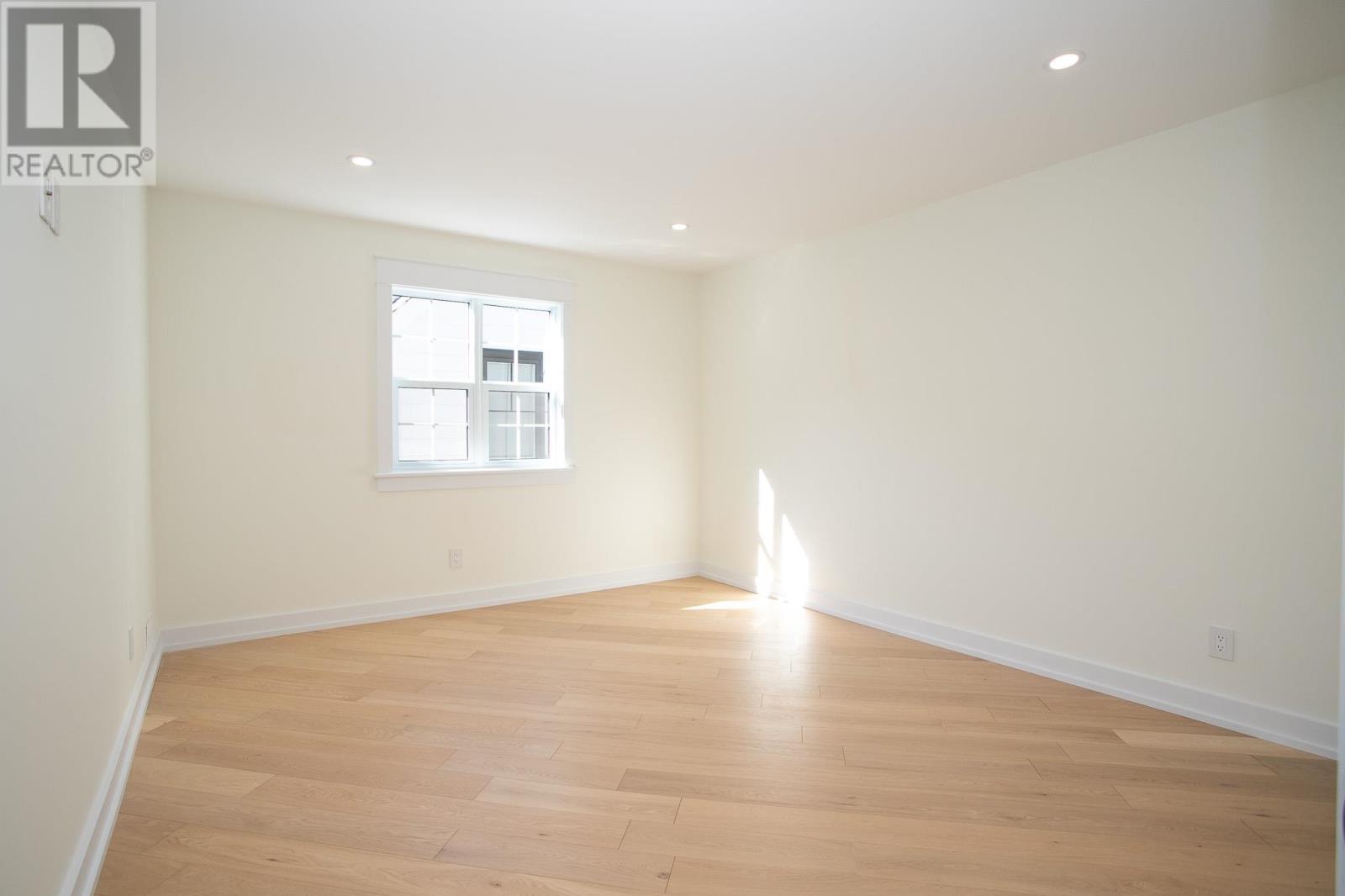 8 Bluffs Dr, Sault Ste. Marie, Ontario  P6A 0B5 - Photo 34 - SM242561