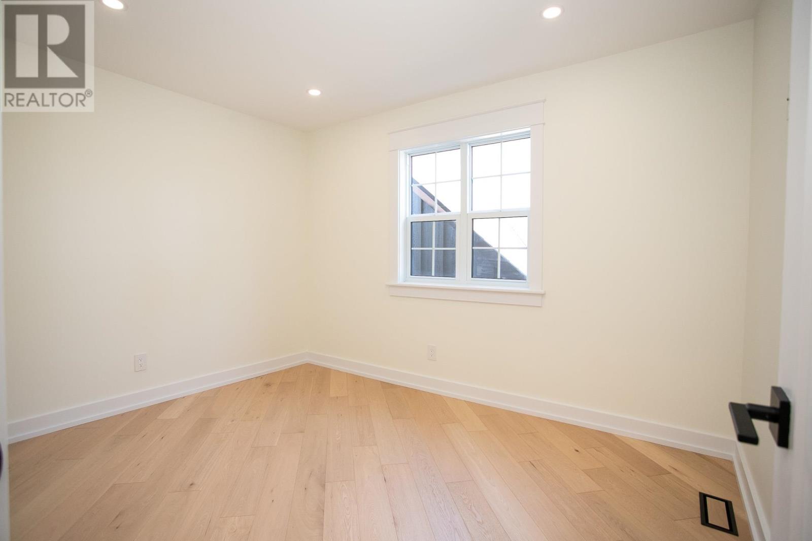 8 Bluffs Dr, Sault Ste. Marie, Ontario  P6A 0B5 - Photo 36 - SM242561