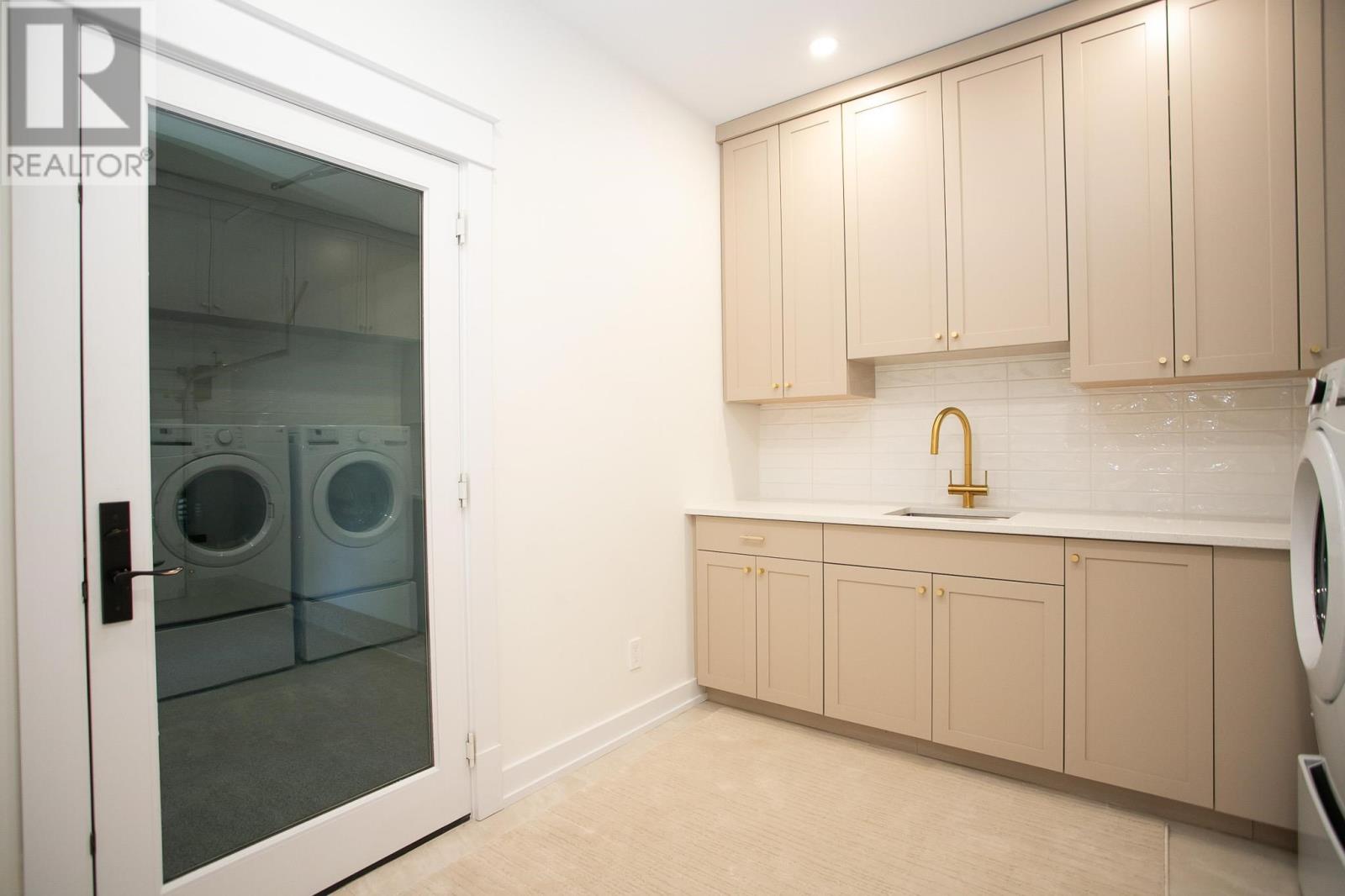 8 Bluffs Dr, Sault Ste. Marie, Ontario  P6A 0B5 - Photo 38 - SM242561