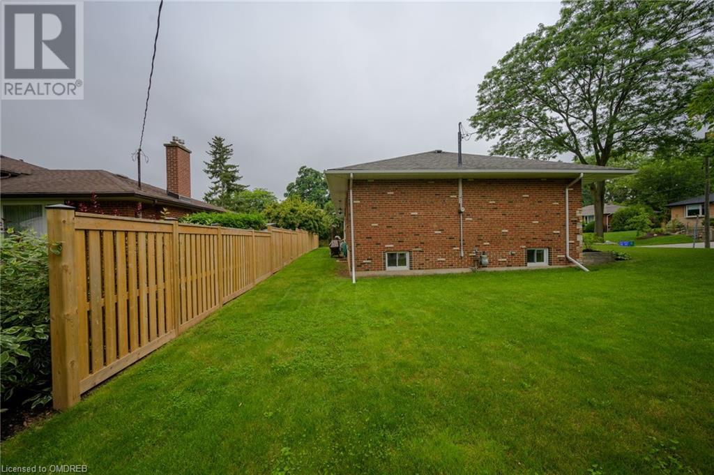 196 Grove Park Drive, Burlington, Ontario  L7T 2H3 - Photo 29 - 40649149