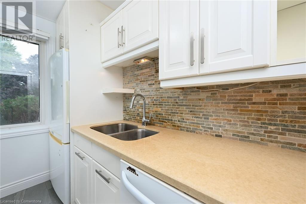 250 San Francisco Avenue, Hamilton, Ontario  L9C 5N9 - Photo 9 - 40653643