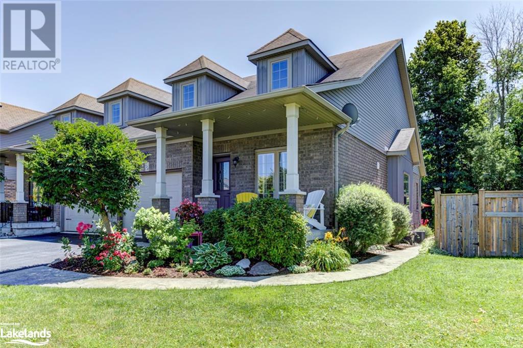 <h3>$799,000</h3><p>111 Chamberlain Crescent, Collingwood, Ontario</p>