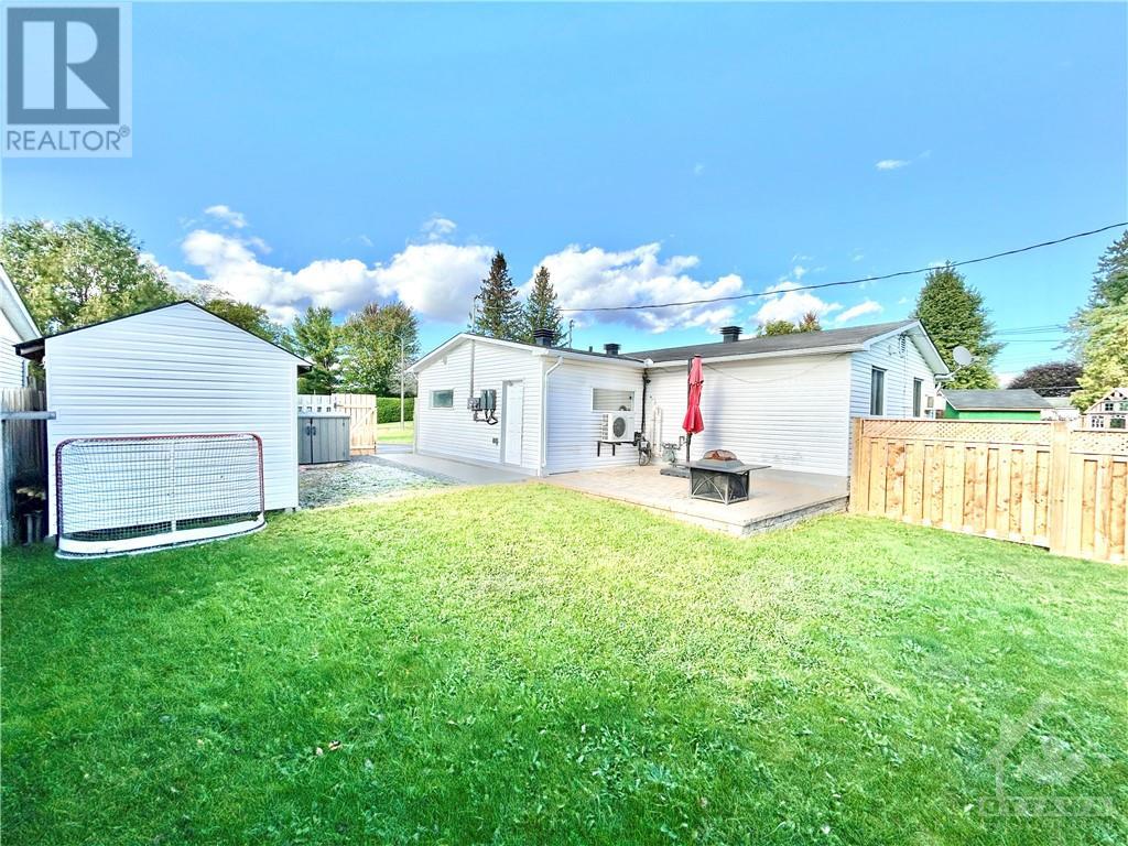 B - 1513 Queenswood Crescent, Ottawa, Ontario  K1E 1L3 - Photo 15 - X9520641