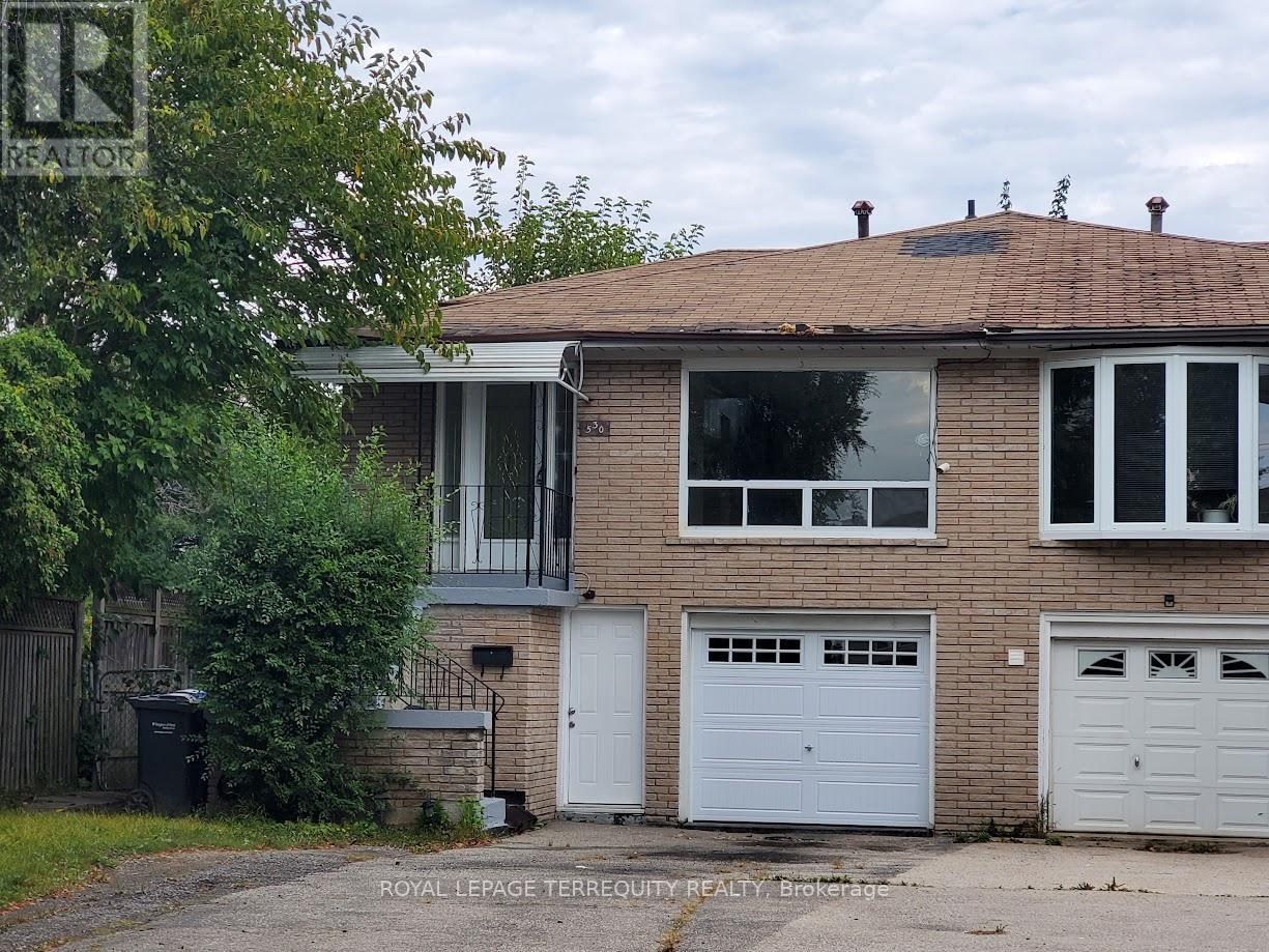 530 BOISMERE COURT, Mississauga, Ontario