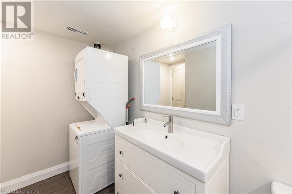 23 Mcdougall Road Unit# Lower, Waterloo, Ontario  N2L 2W4 - Photo 11 - 40653713