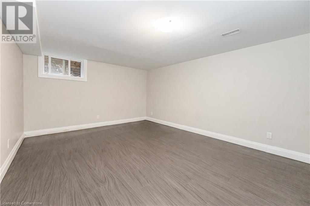 23 Mcdougall Road Unit# Lower, Waterloo, Ontario  N2L 2W4 - Photo 12 - 40653713