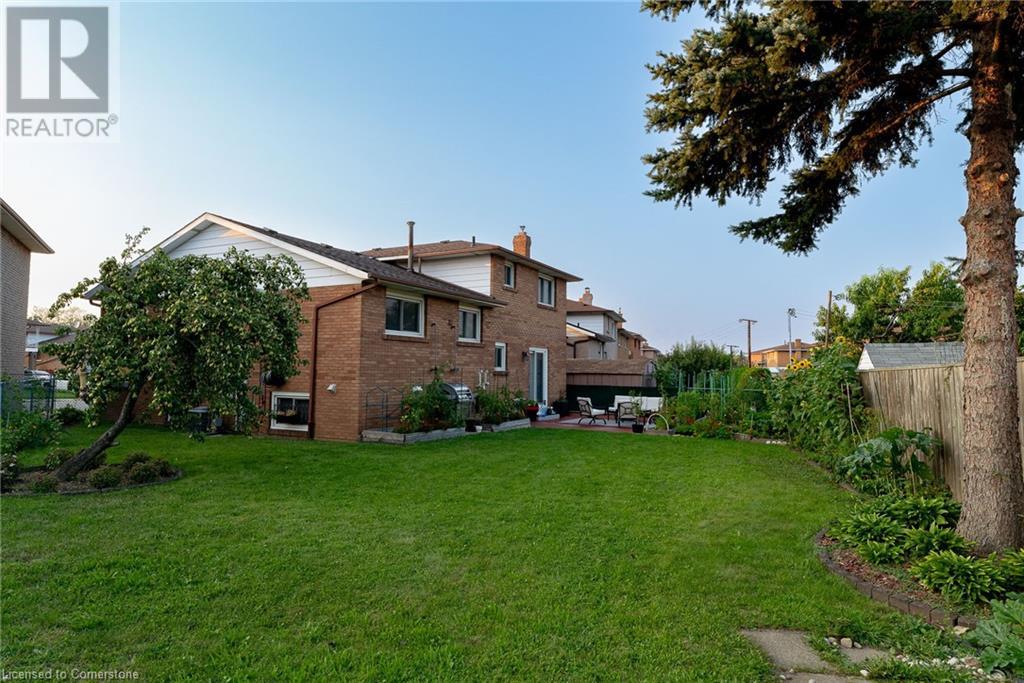 43 Adorn Court, Hamilton, Ontario L8E 3N2 - Photo 24 - 40653771