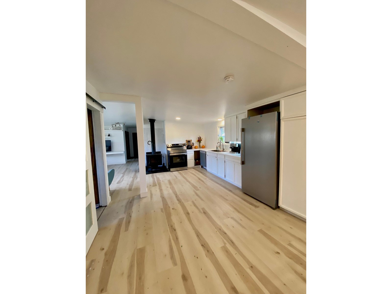 3464 KRESTOVA CRESCENT, Krestova, British Columbia One Percent Realty