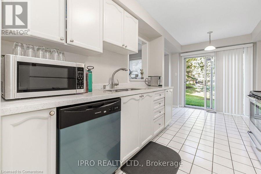 2555 Thomas Street Unit# 112, Mississauga, Ontario L5M 5P6 - Photo 17 - 40653802