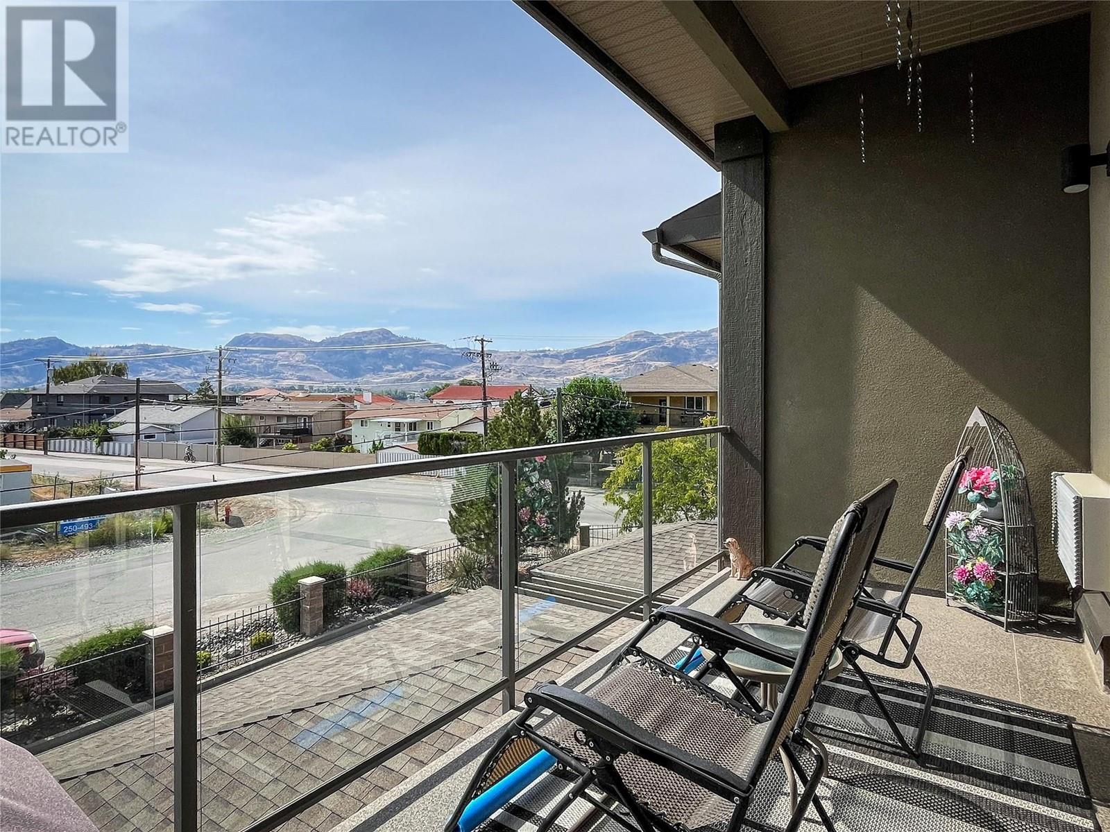 5803 LAKESHORE Drive Unit# 3 Osoyoos