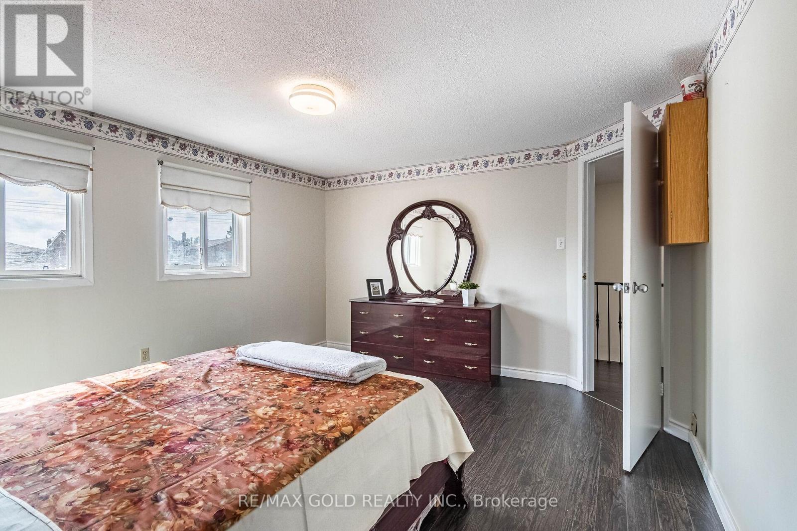 57 Cabernet Circle, Toronto (West Humber-Clairville), Ontario  M9V 5A2 - Photo 15 - W9368957