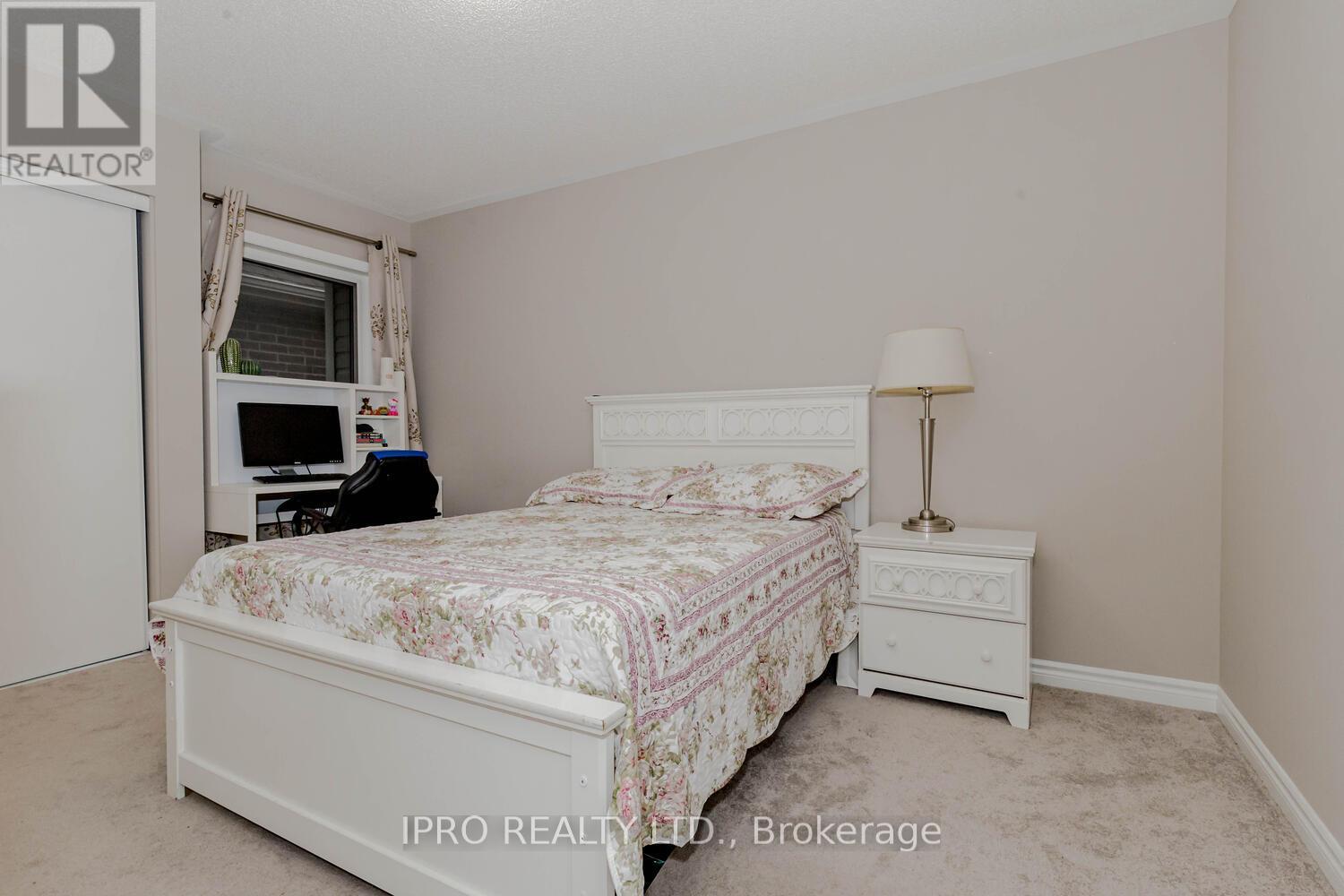 839 Whitlock Avenue, Milton, Ontario  L9E 1R8 - Photo 25 - W9369366