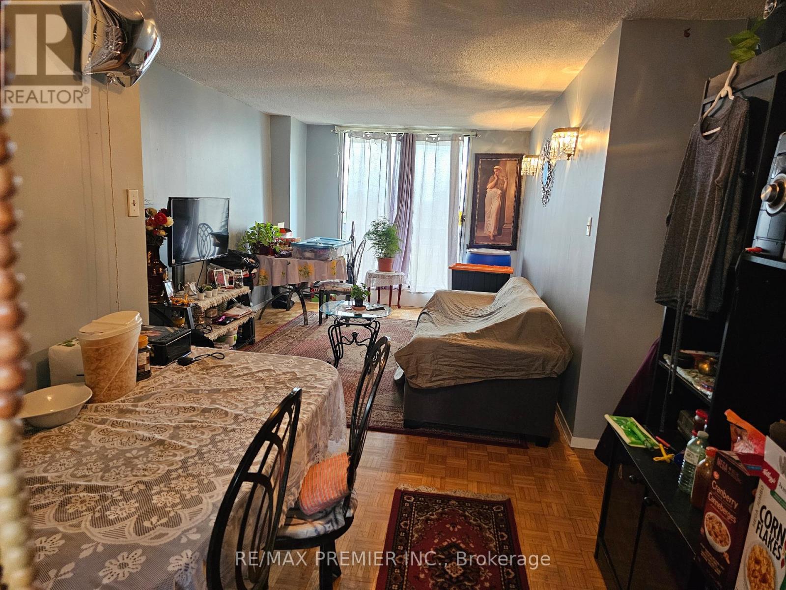 811 - 4673 Jane Street, Toronto, Ontario  M3N 2L1 - Photo 3 - W9369800