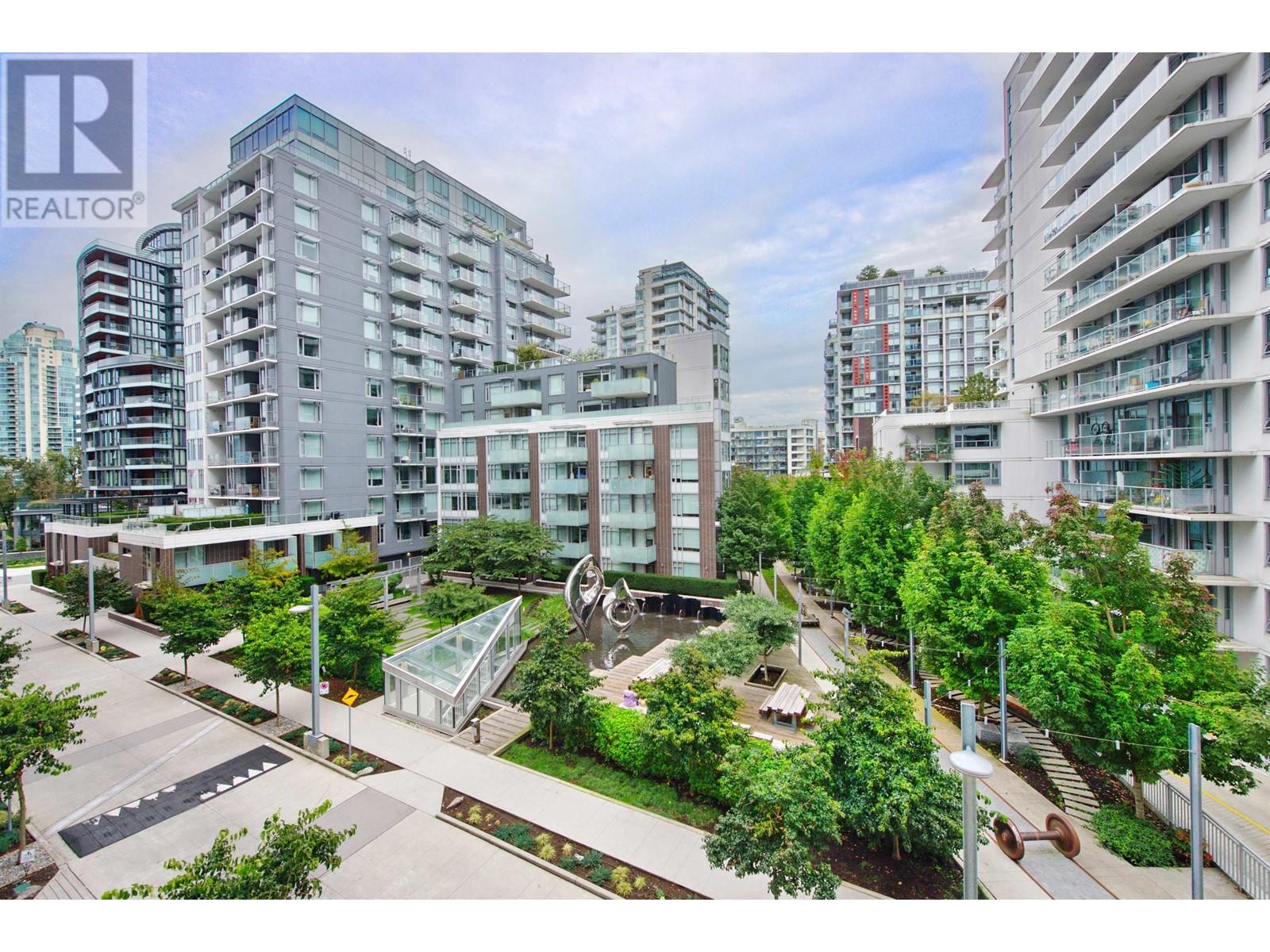 409 1688 Pullman Porter Street, Vancouver, British Columbia  V6A 0H3 - Photo 2 - R2929927