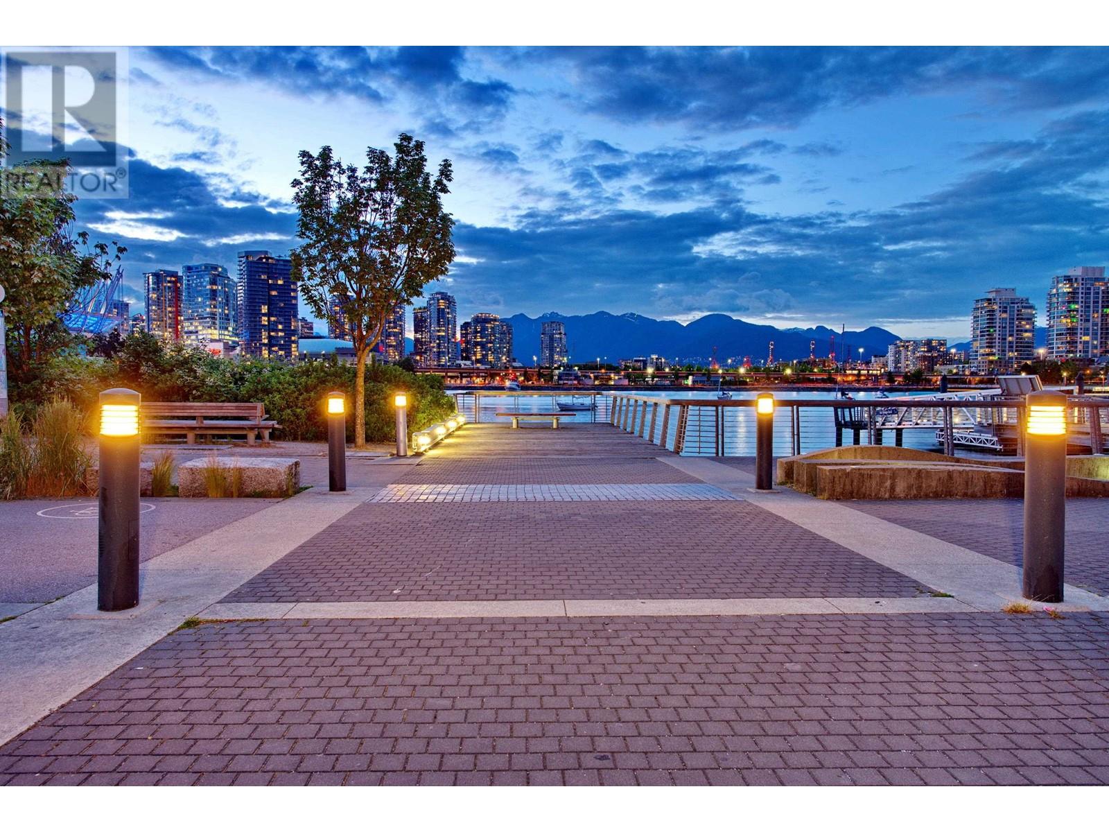 409 1688 Pullman Porter Street, Vancouver, British Columbia  V6A 0H3 - Photo 32 - R2929927
