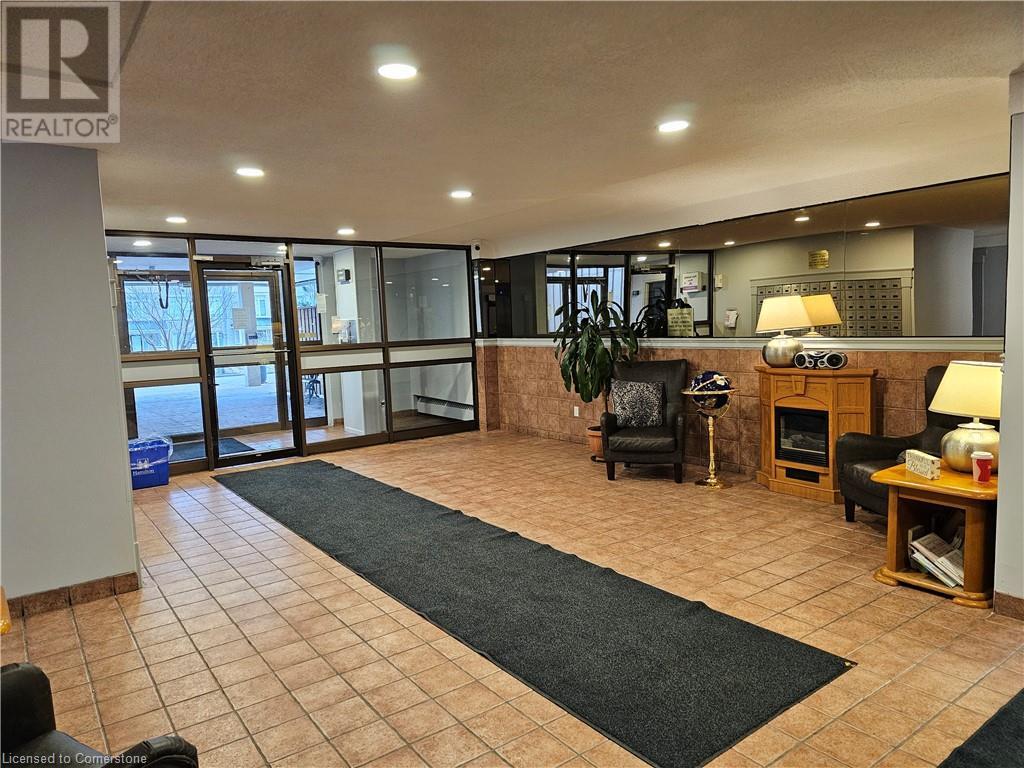 15 Albright Road Unit# 1002, Hamilton, Ontario L8K 5J2 - Photo 4 - 40653762