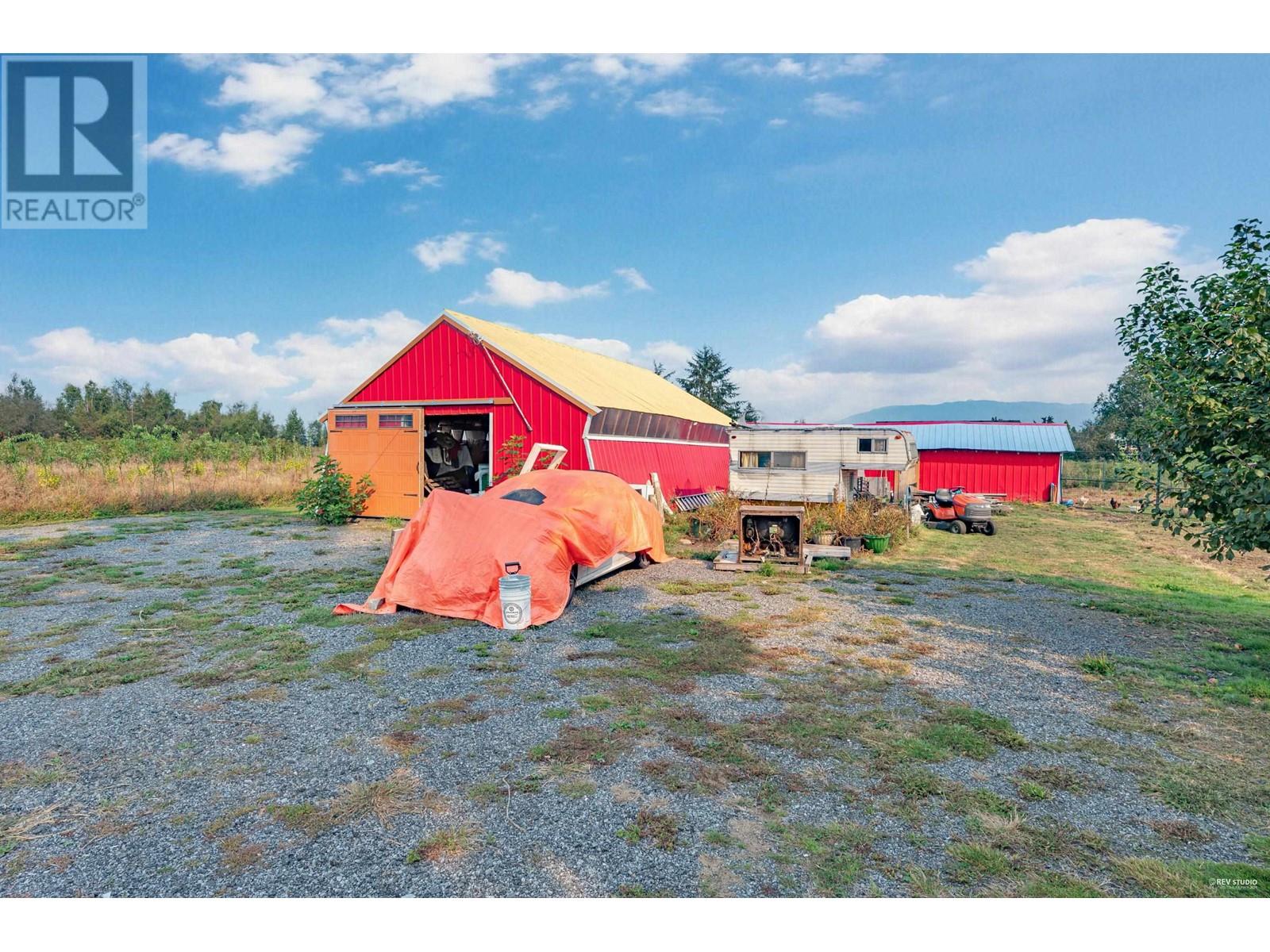 17915 Ford Detour Road, Pitt Meadows, British Columbia  V3Y 0A7 - Photo 2 - R2930284