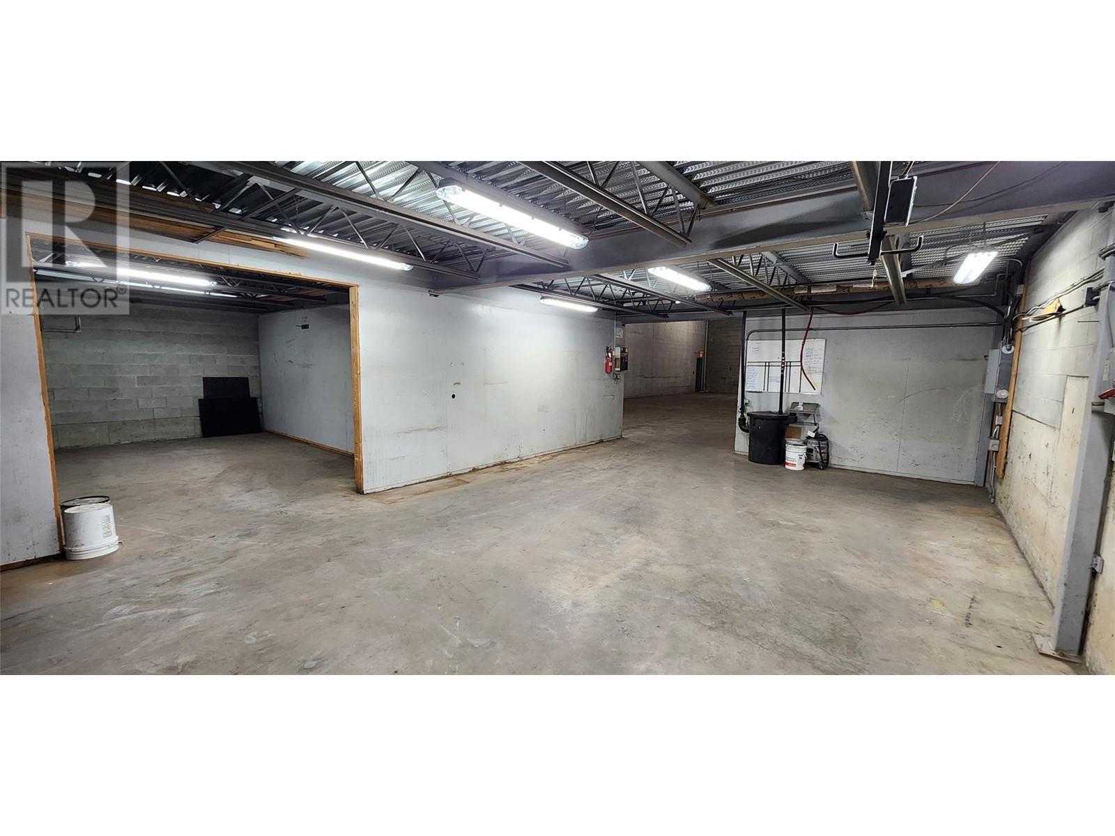 1810 Kosmina Road, Vernon, British Columbia  V1T 8T2 - Photo 12 - 10324893