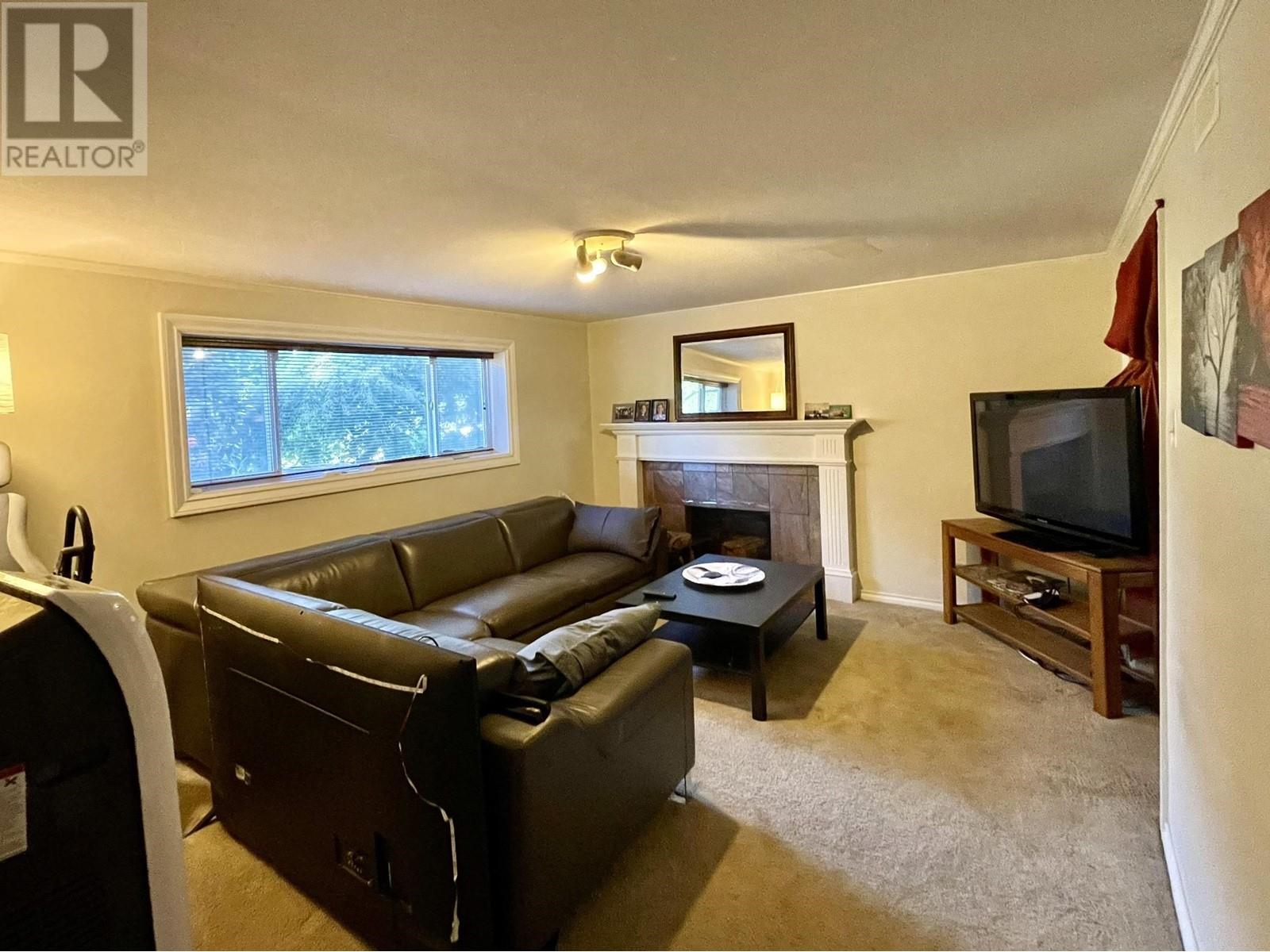 Listing Picture 24 of 24 : 5565 GILPIN STREET, Burnaby / 本拿比 - 魯藝地產 Yvonne Lu Group - MLS Medallion Club Member