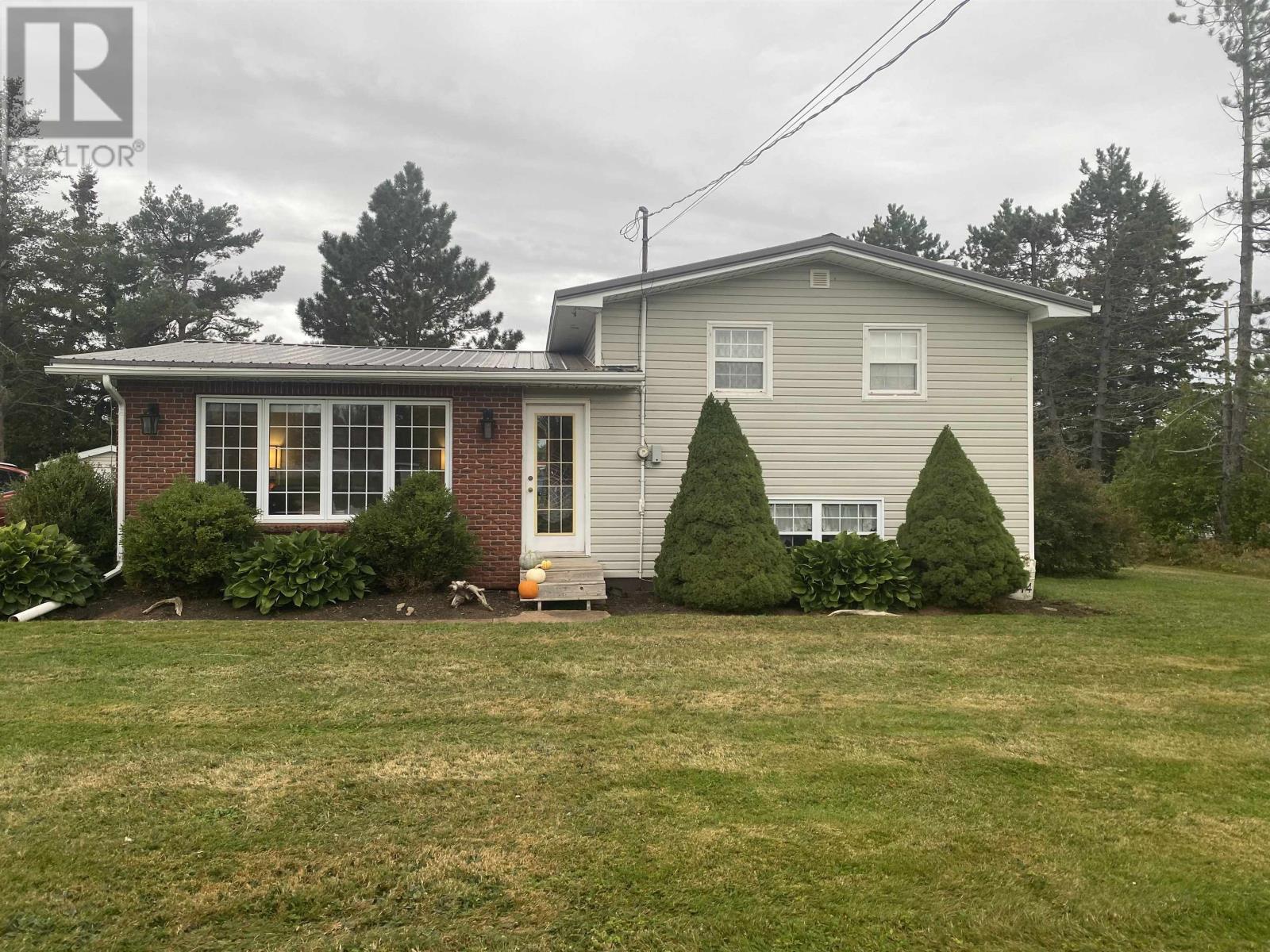 14 Butcher Road, Elmsdale, Prince Edward Island  C0B 1K0 - Photo 2 - 202423275