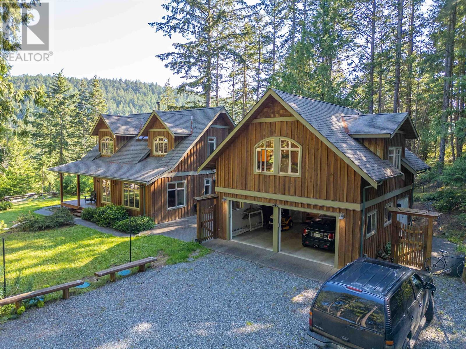 9912 SPALDING ROAD, pender island, British Columbia