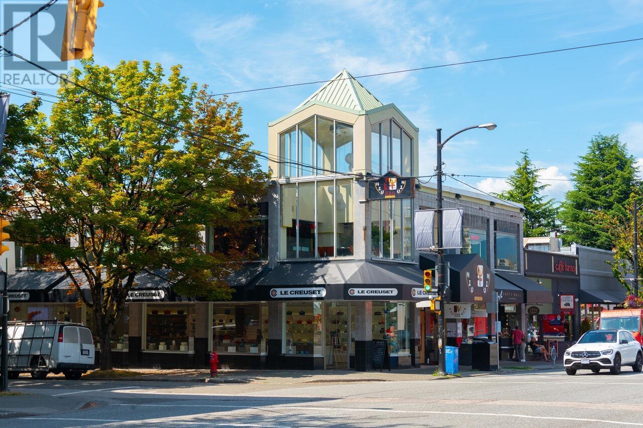 Listing Picture 35 of 39 : PH3 1477 W 15TH AVENUE, Vancouver / 溫哥華 - 魯藝地產 Yvonne Lu Group - MLS Medallion Club Member