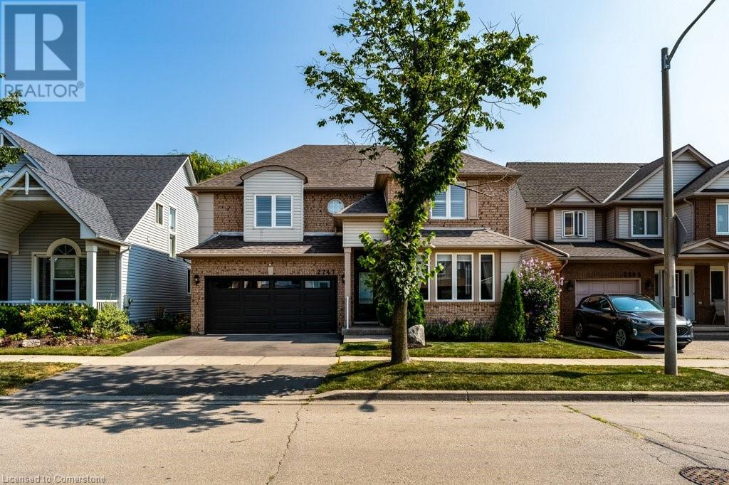 2247 PATHFINDER Drive, burlington, Ontario