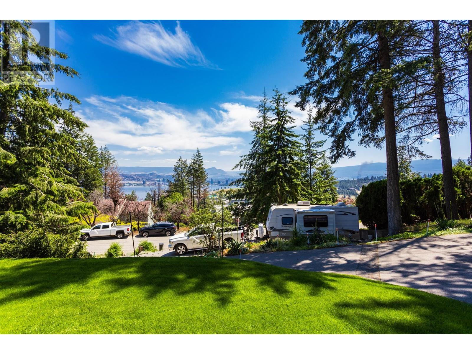 1634 Scott Crescent West Kelowna