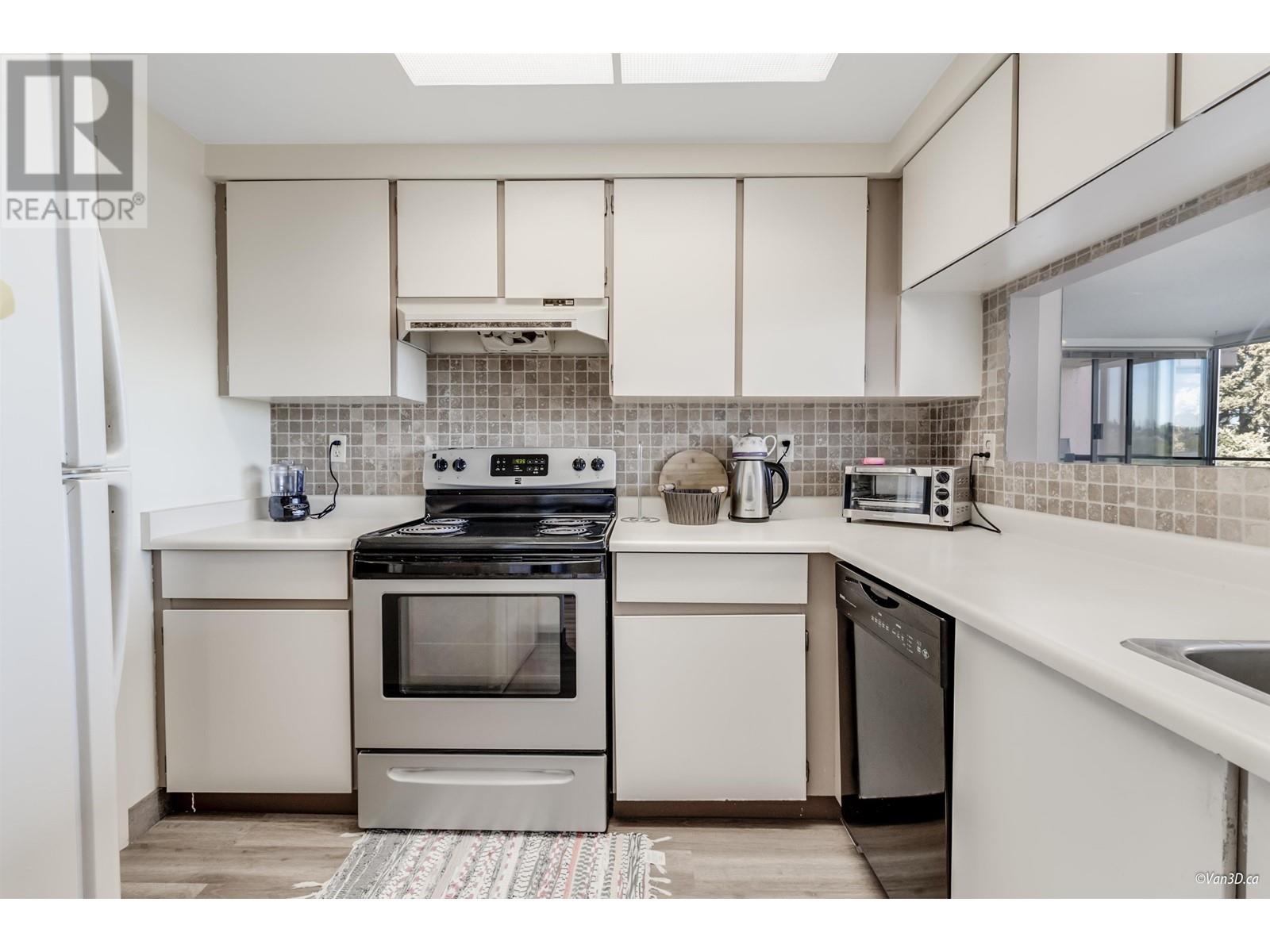 710 460 Westview Street, Coquitlam, British Columbia  V3K 6C9 - Photo 6 - R2930313
