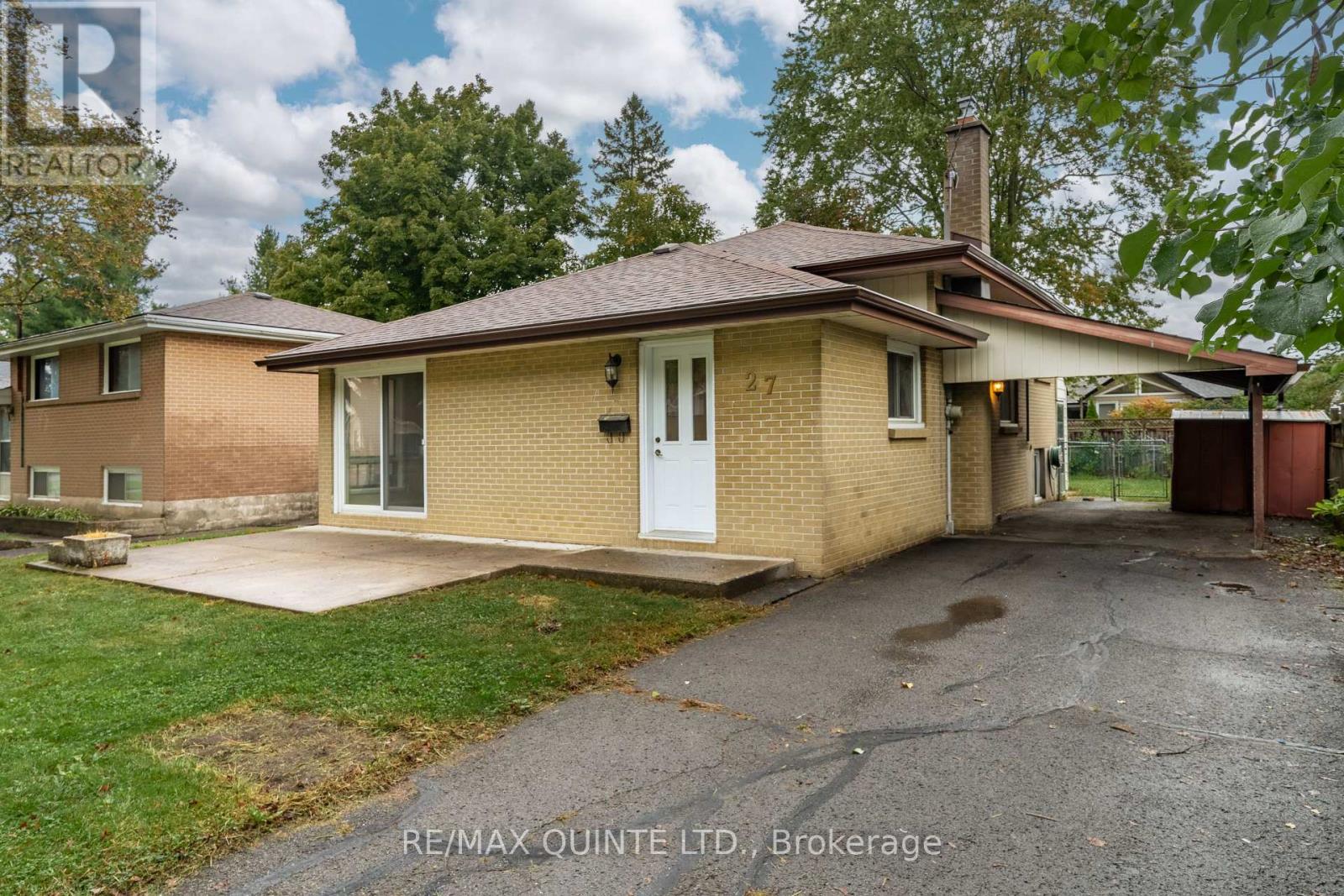 27 Lambert Drive, Belleville, Ontario  K8N 4K5 - Photo 2 - X9370478