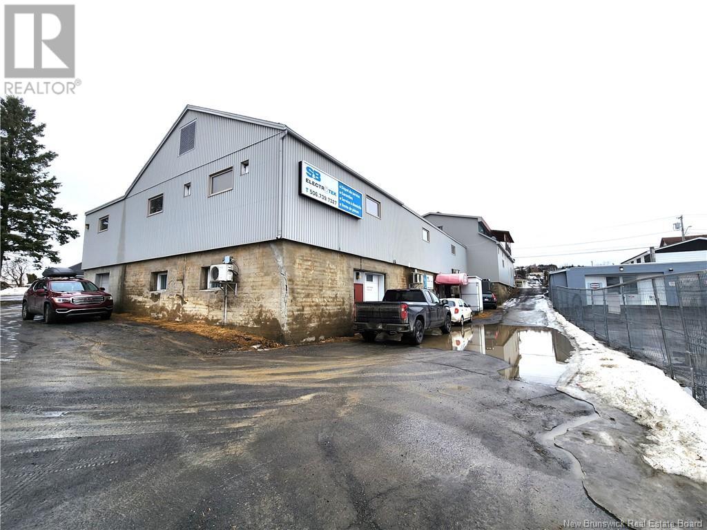 296 Victoria Street, Edmundston, New Brunswick  E3V 2H9 - Photo 47 - NB106855