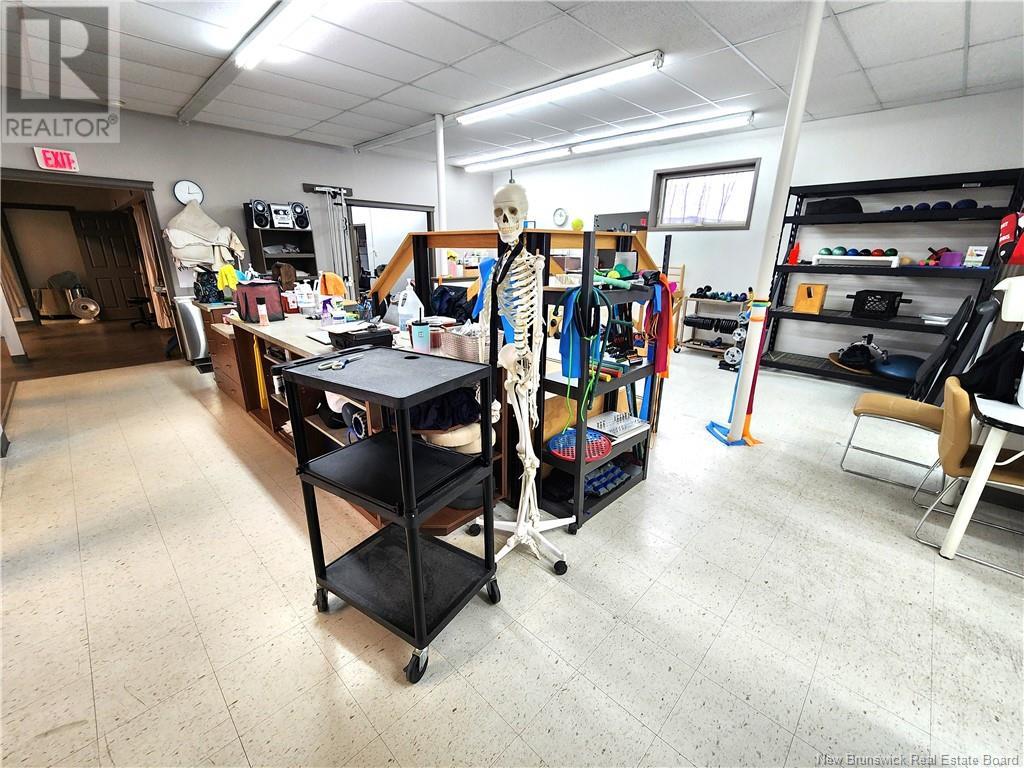296 Victoria Street, Edmundston, New Brunswick  E3V 2H9 - Photo 34 - NB106854