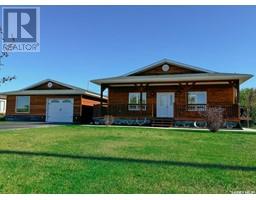 402 Railway Avenue N, Lampman, Ca