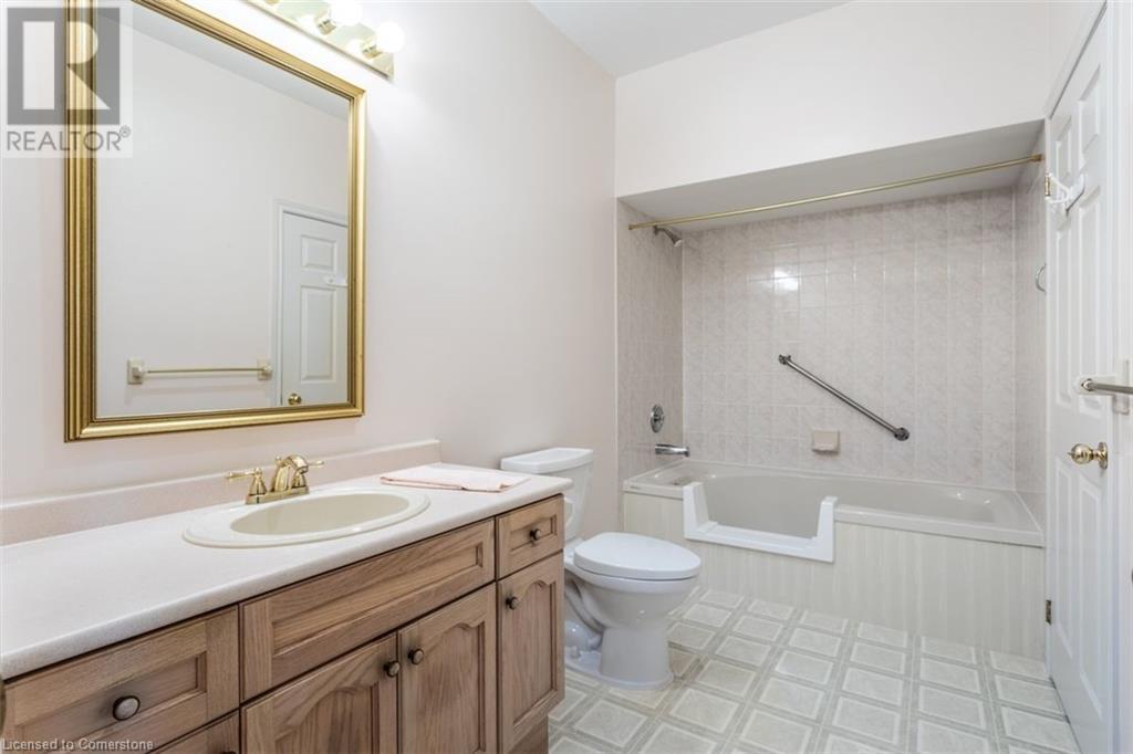 16 Twentyplace Boulevard, Mount Hope, Ontario L0R 1W0 - Photo 15 - XH4206533
