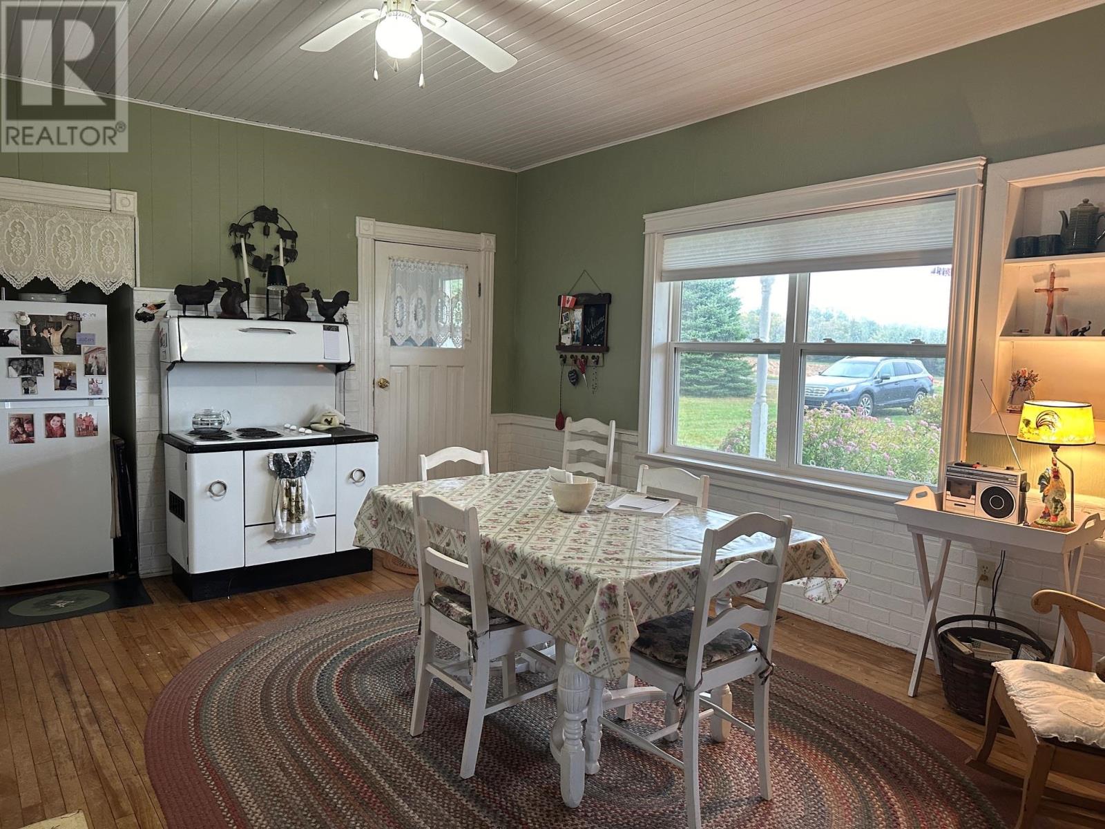 Property at 355 MacDonald Road image 5